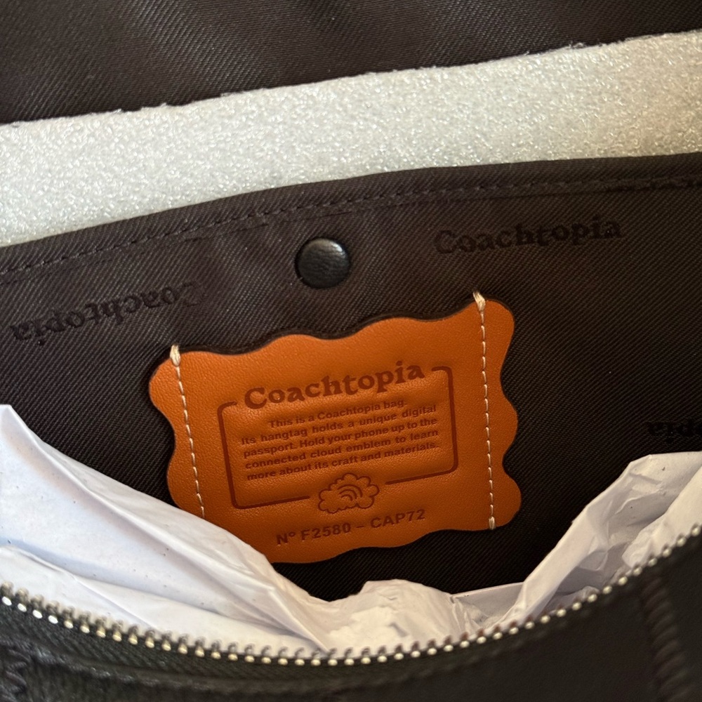 COACH Coachtopia Alter Ego Slouchy Large Tote Black + Leather Cosmetic Pouch - Picture 10 of 14